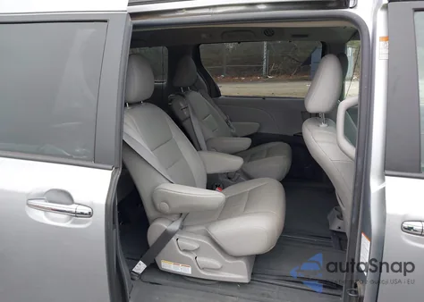 2017 Toyota Sienna Xle 8 Passenger from USA, damaged, VIN 5TDYZ3DC2HS890802